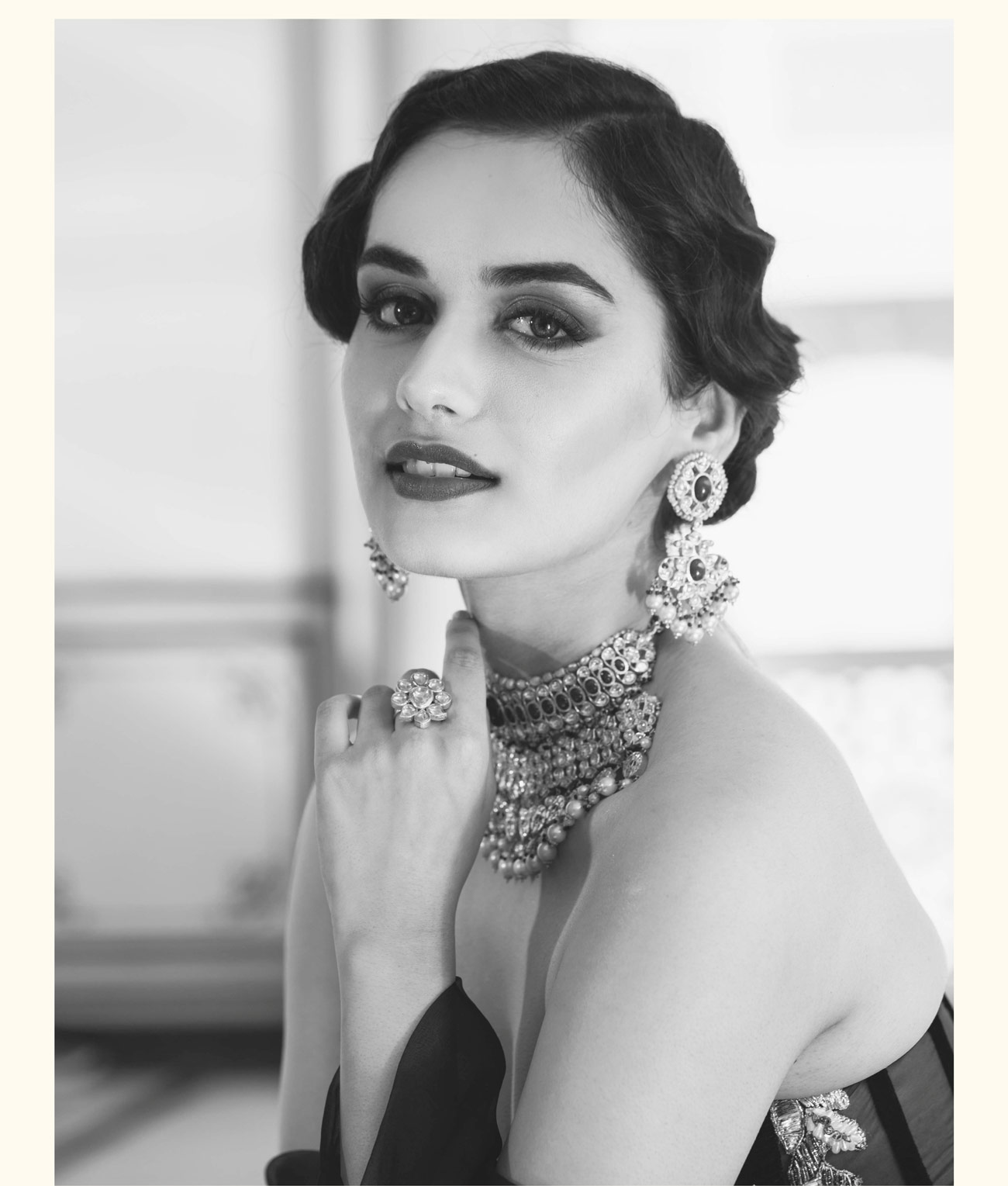 Manushi Chhilar - Mobile Image 7