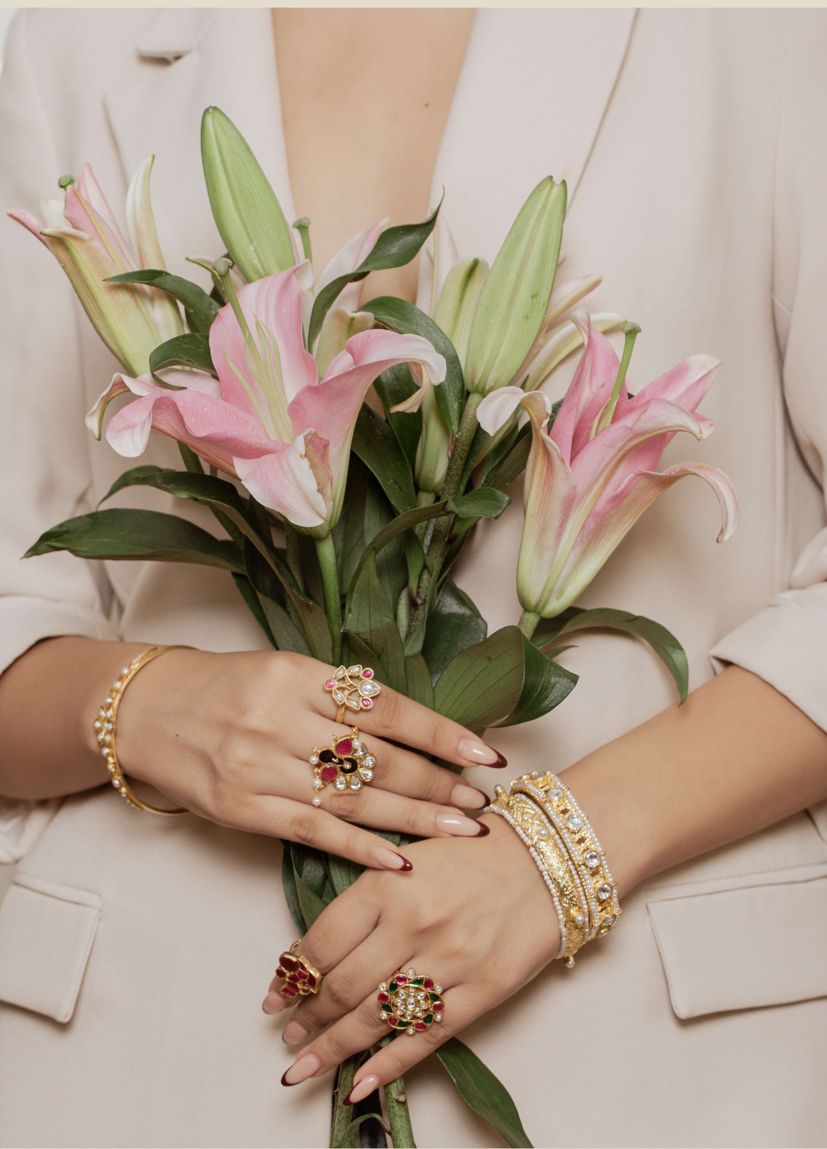 Threads of tradition - Mobile Image 9