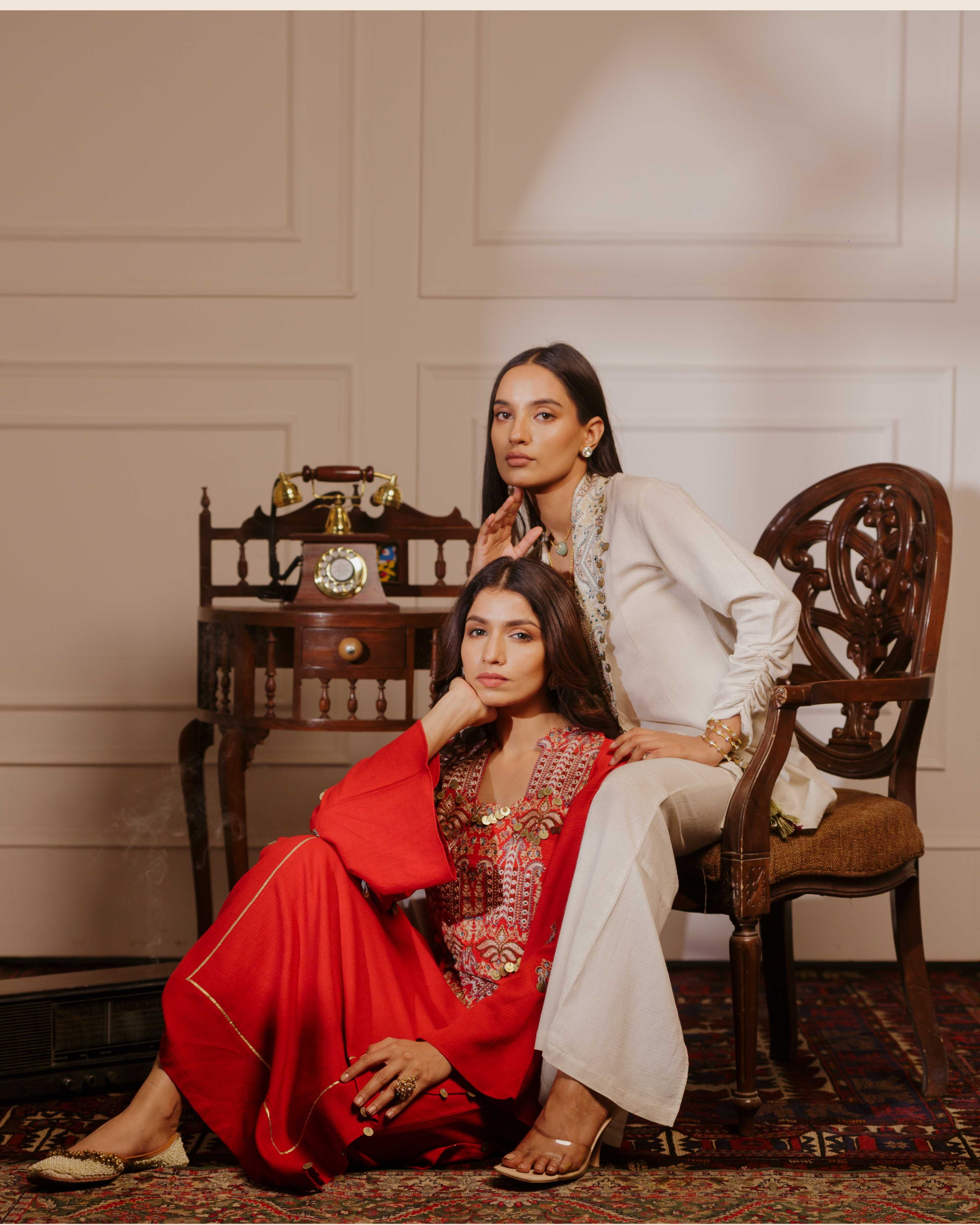 The Quiet Presence - Desktop Image 4